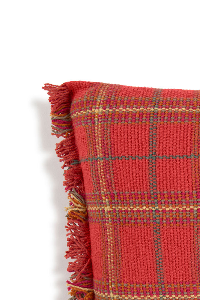HANDLOOM CUSHION MAPPLE RED