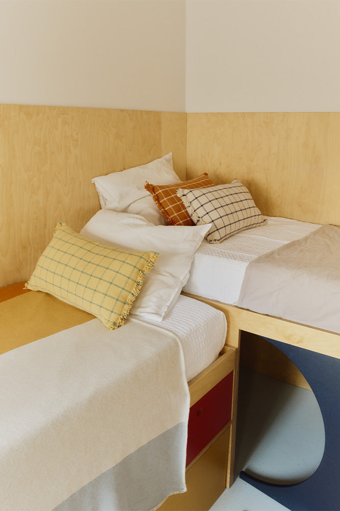 CUSHION GEO BLOCK NATURAL