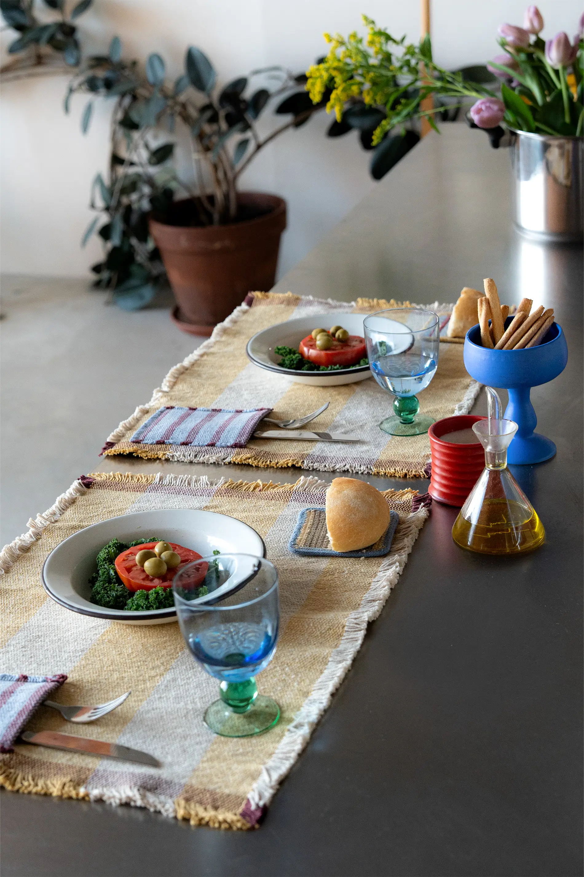 SET OF 2 HANDLOOM PLACEMATS POCKET HONEY