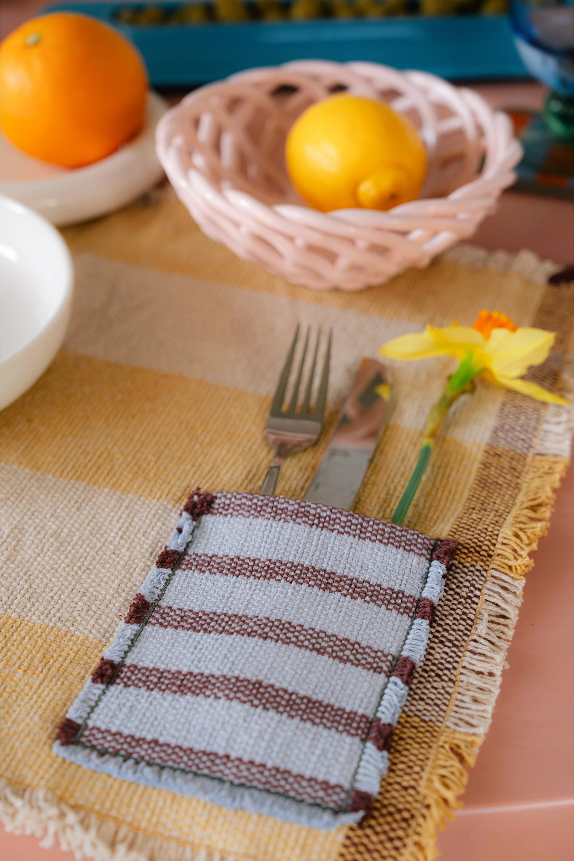 SET OF 2 HANDLOOM PLACEMATS POCKET HONEY