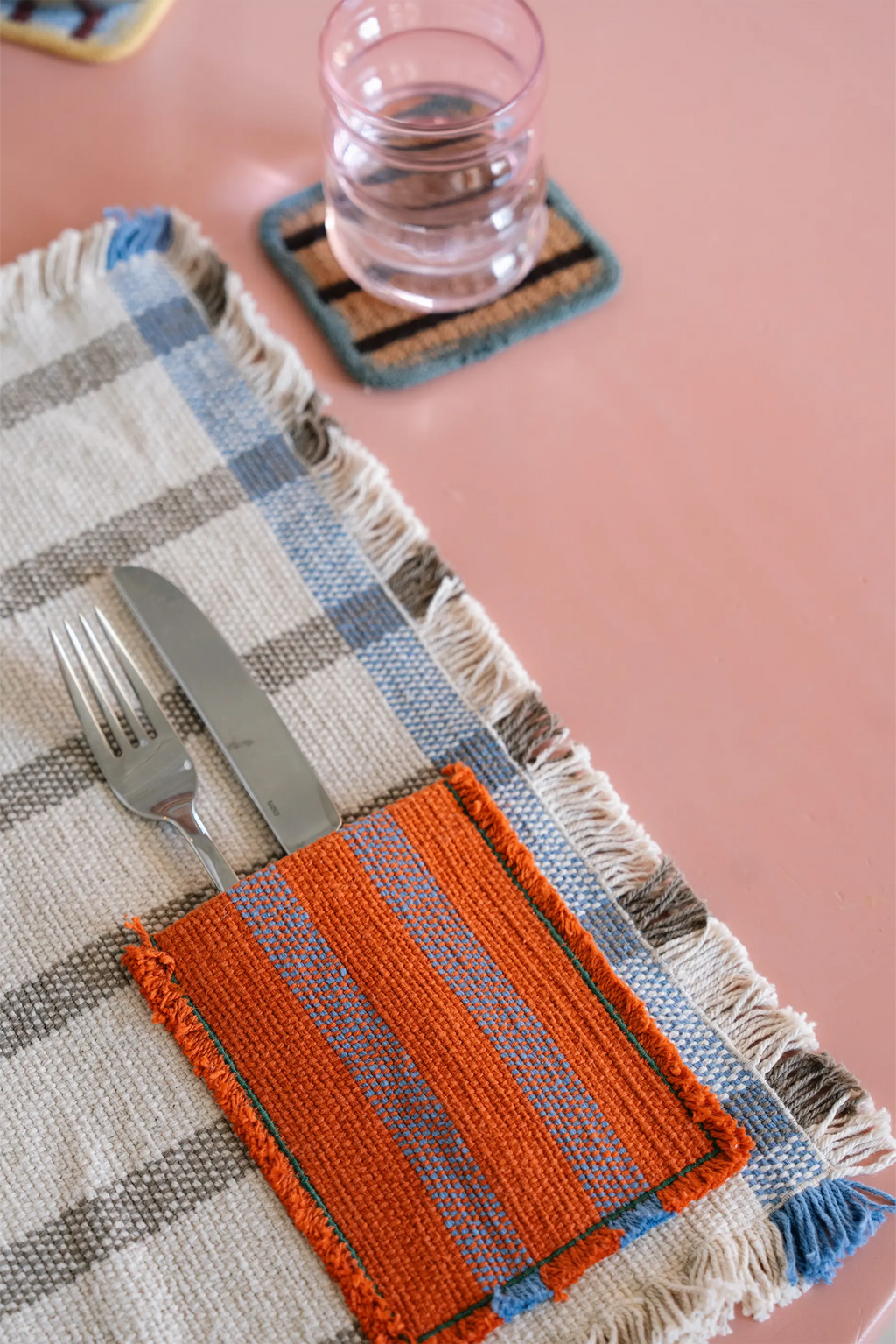 SET OF 2 HANDLOOM PLACEMATS POCKET SOIL BROWN