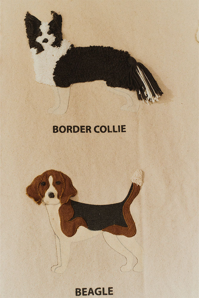 WALL HANGERS DOGS