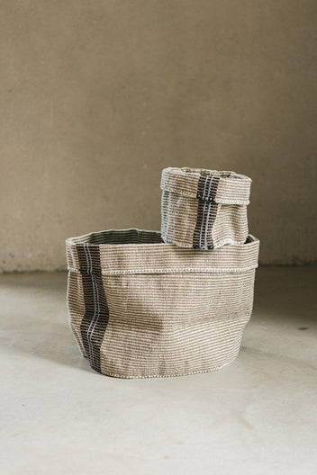 HANDLOOM BASKET TULE