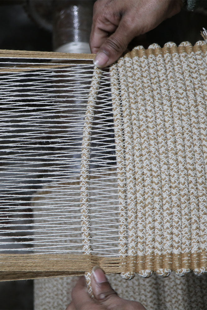 HANDLOOM BASKET VERTICAL NATURAL