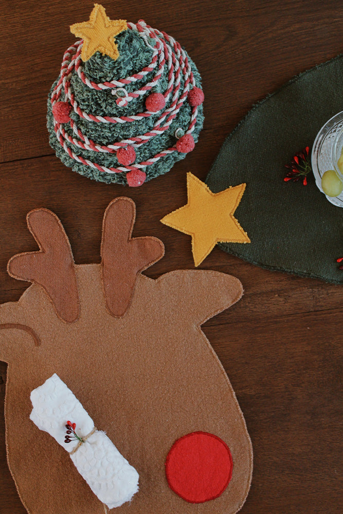 CHRISTMAS CREW PLACEMATS (SET OF 4)