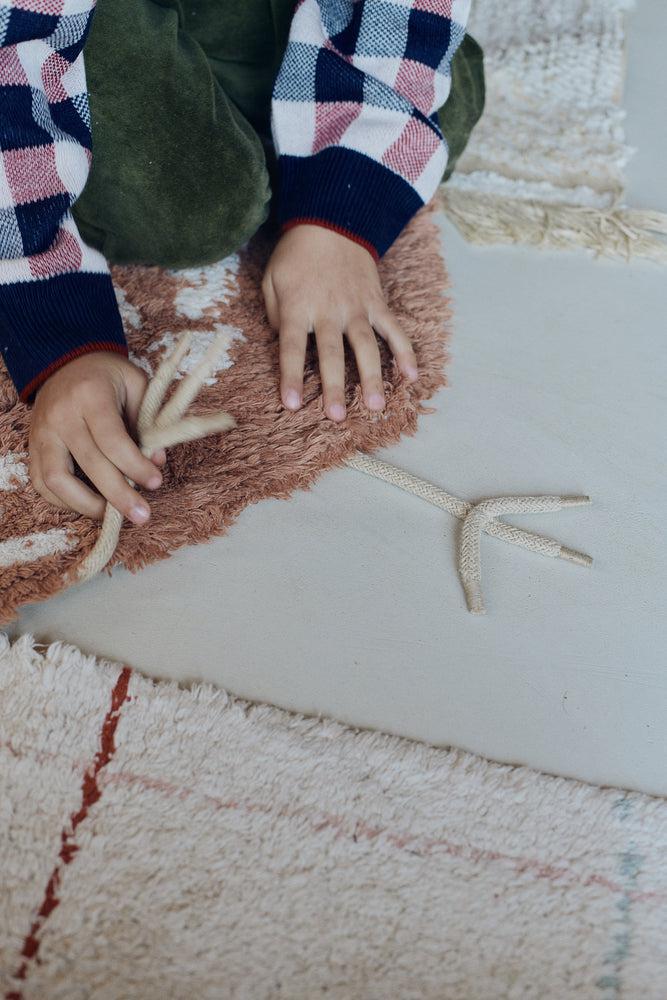 WASHABLE ANIMAL RUG CHICKEN