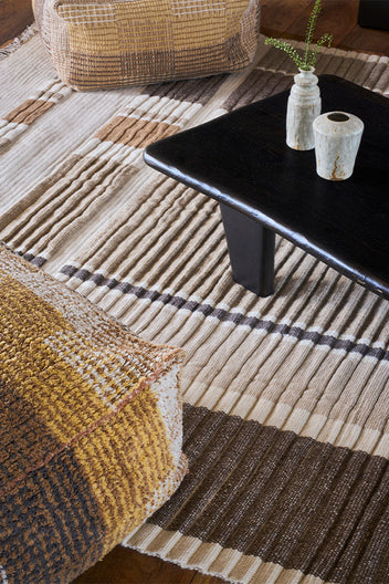 REVERSIBLE CITY PUFF OCHRE