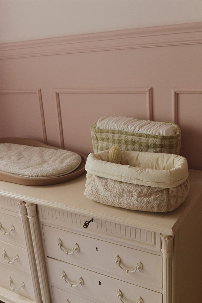 QUILTED BASKET ROSE