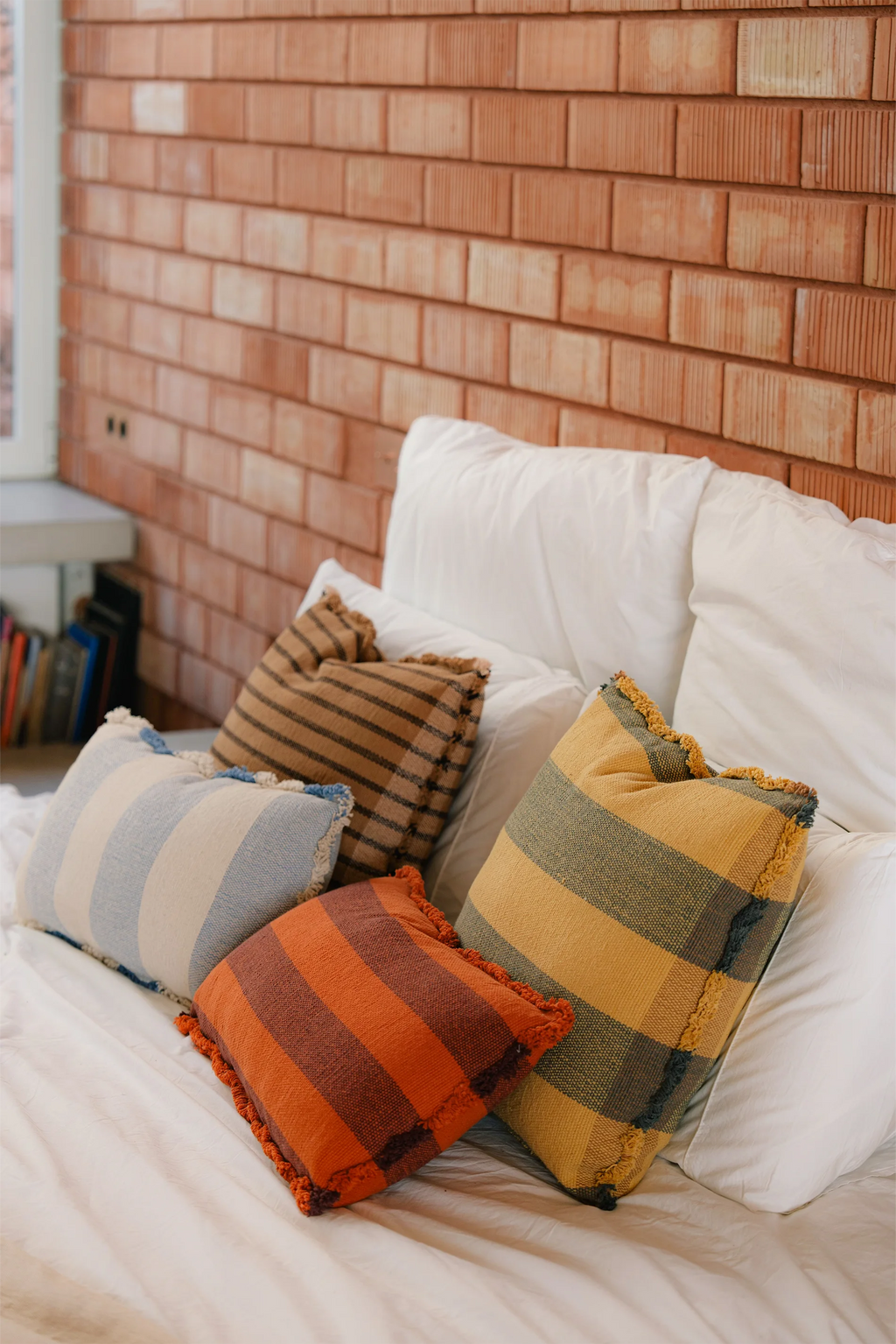 RECTANGULAR CUSHION LINES BLUE