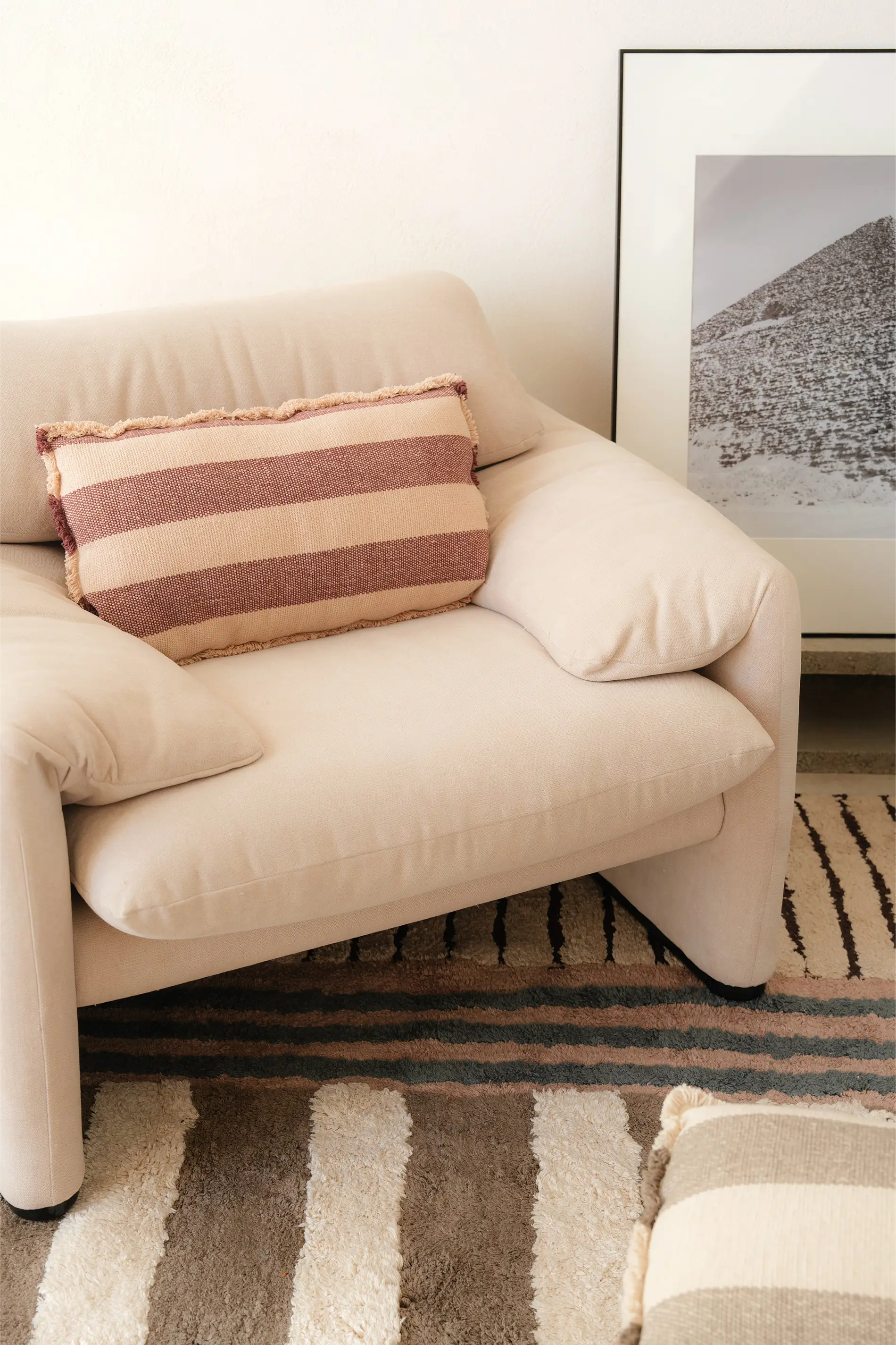 RECTANGULAR CUSHION LINES MARSALA