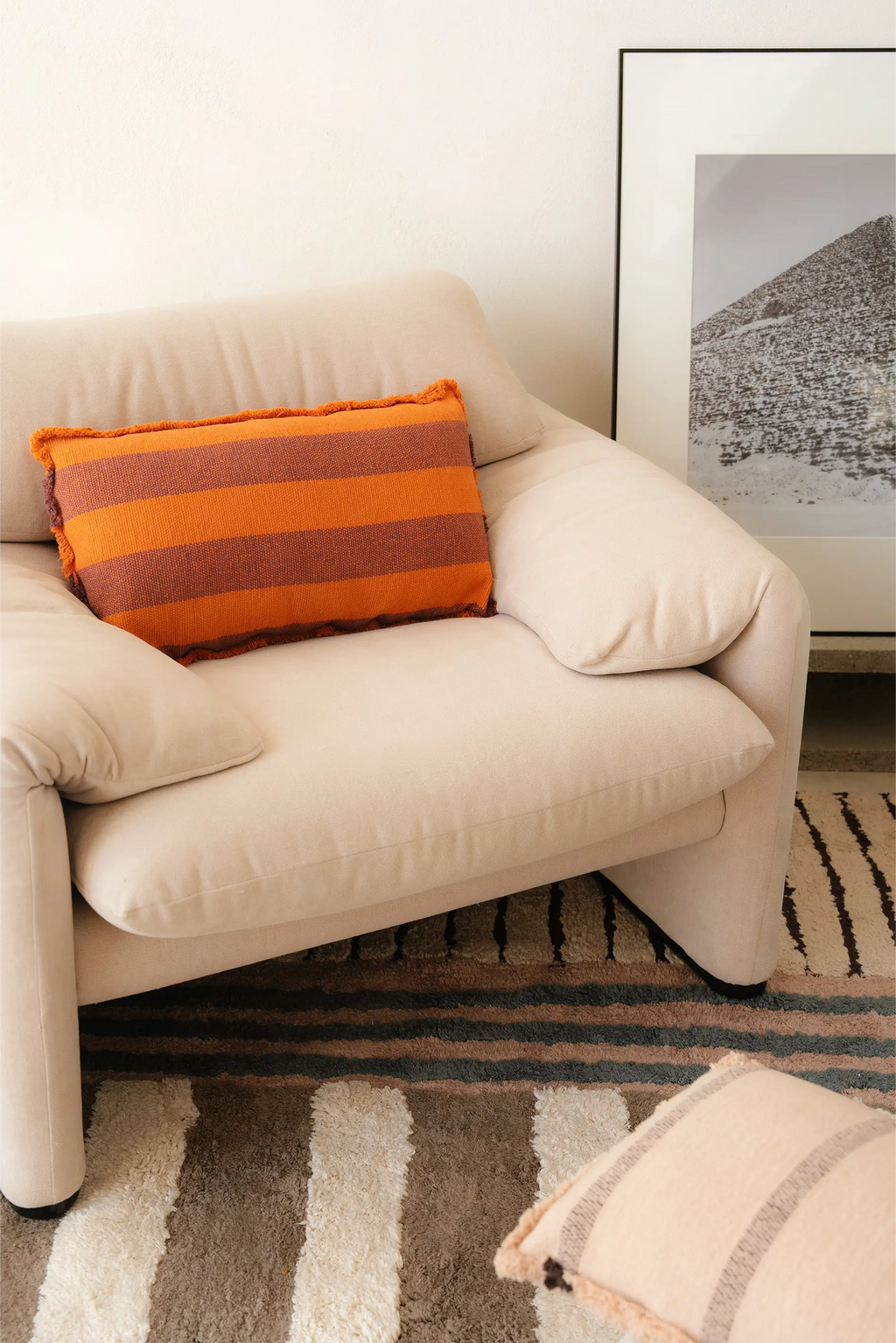 RECTANGULAR CUSHION LINES TERRACOTA
