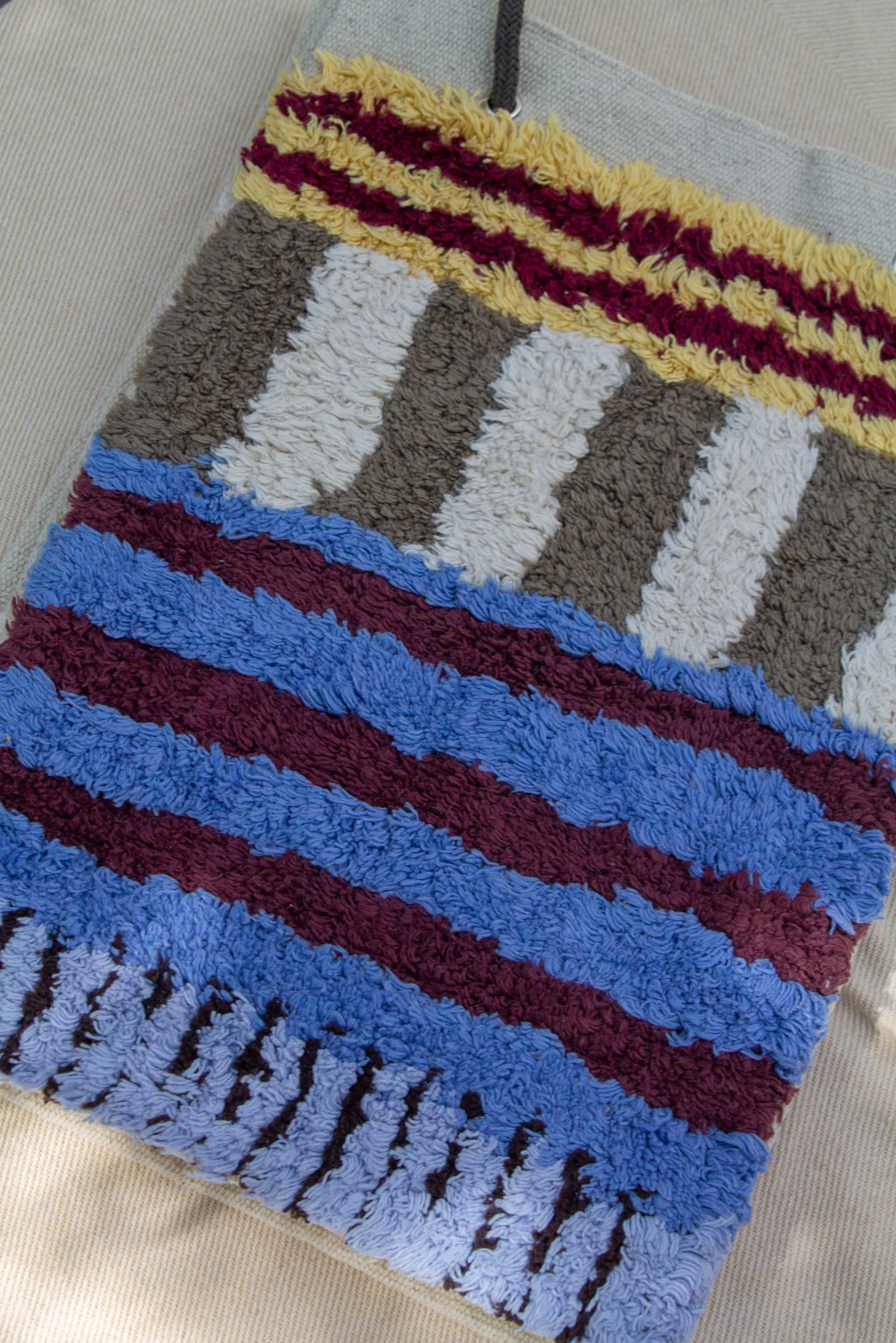 SAMPLE BOOK COLOR ON
