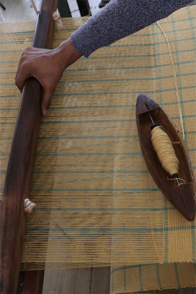 CUSHION GEO BLOCK HONEY