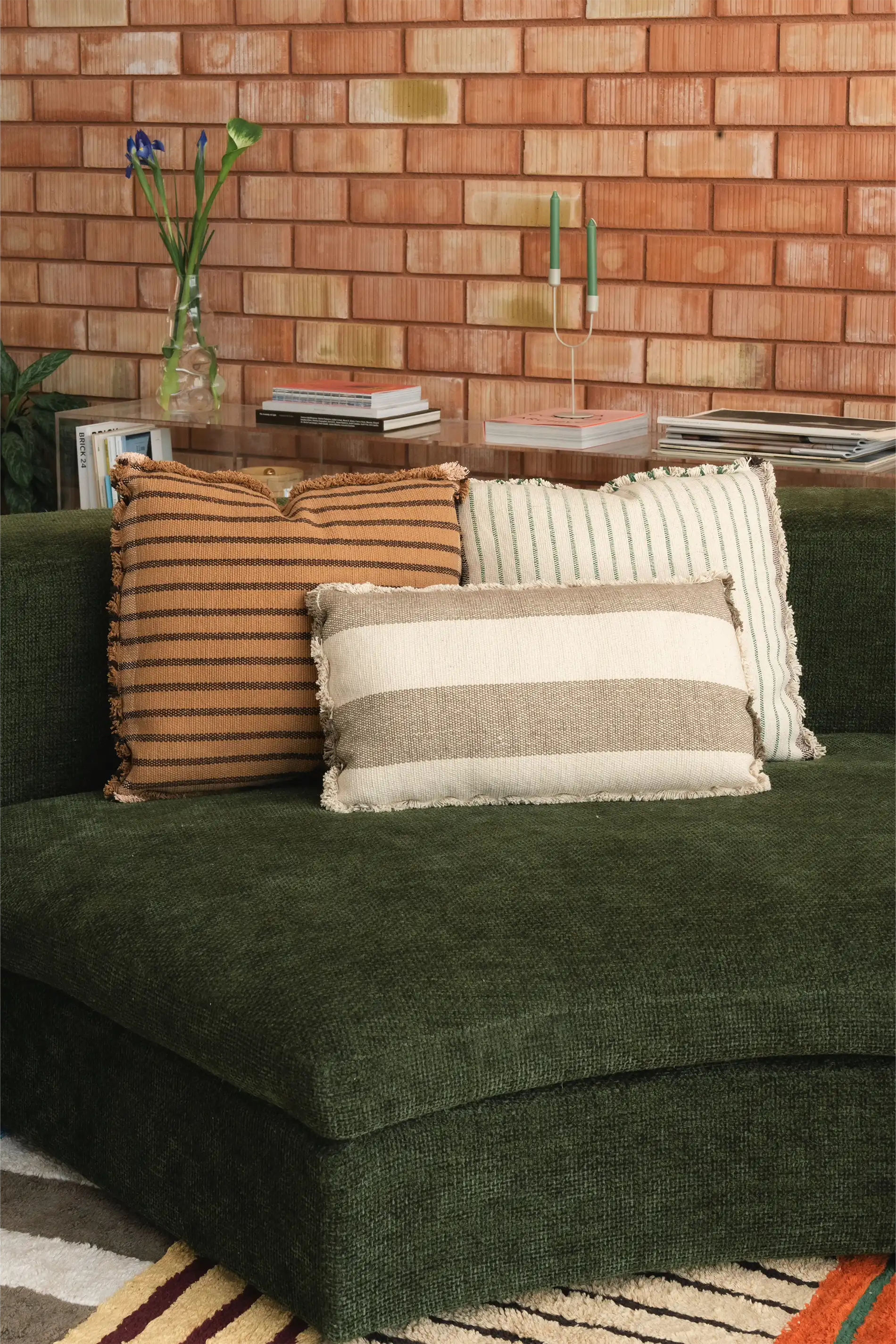 SQUARE CUSHION LINES GREEN