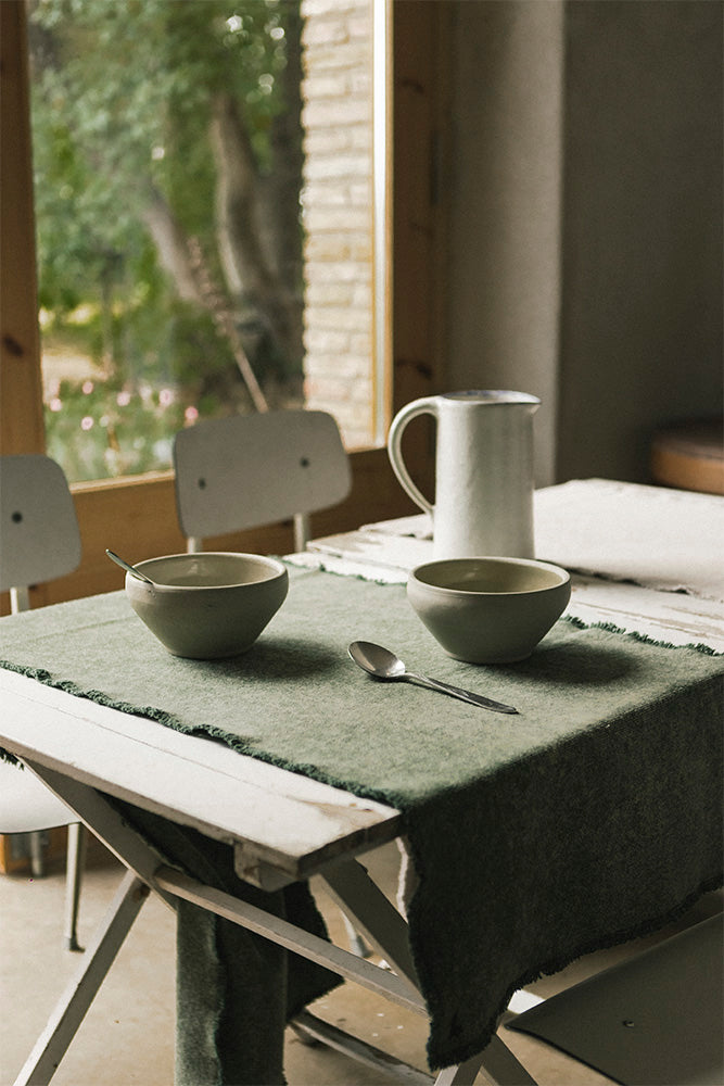 STONEWASHED TABLE RUNNER DUCK GREEN