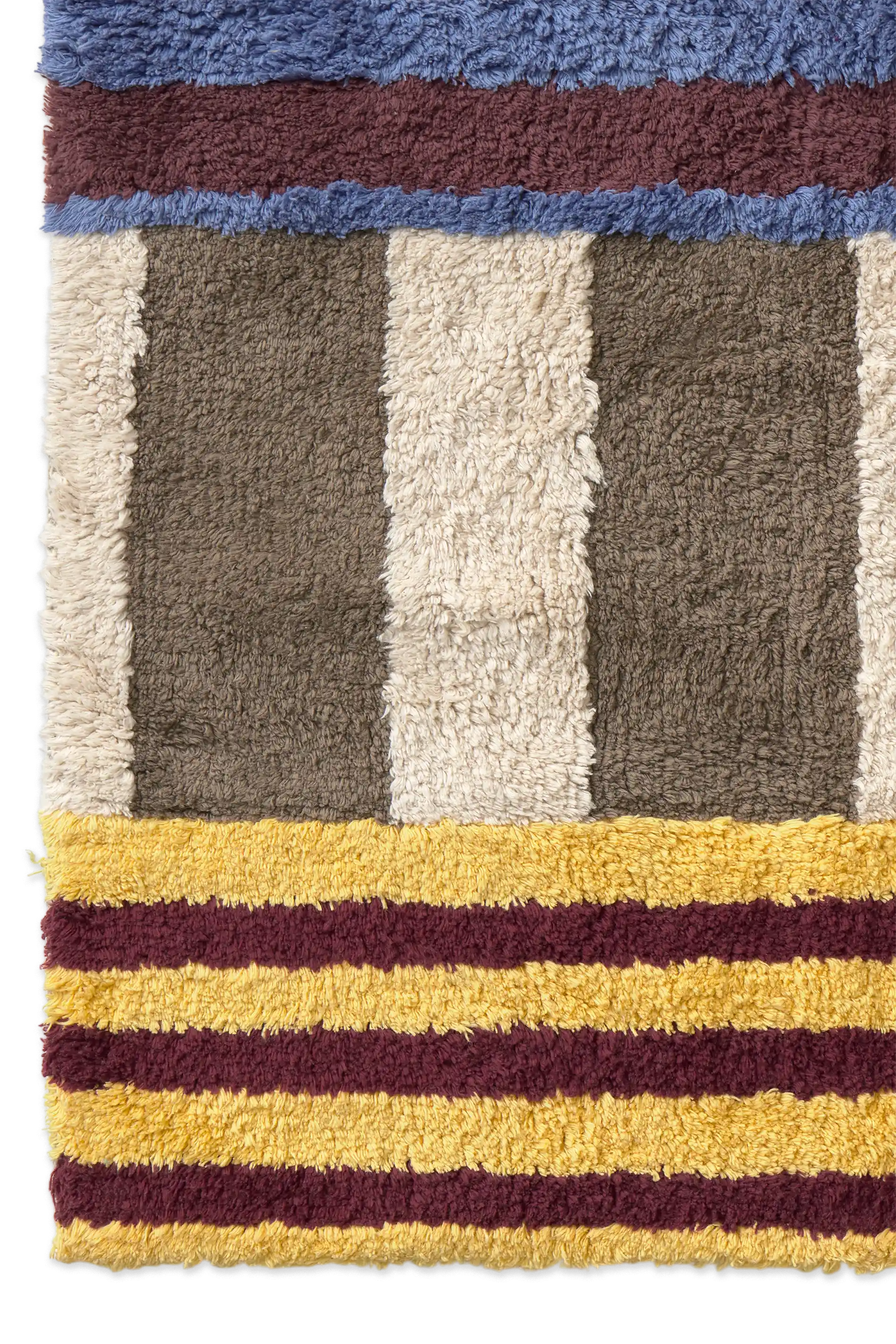 WASHABLE RUG COLOR ON INDIGO BLUE