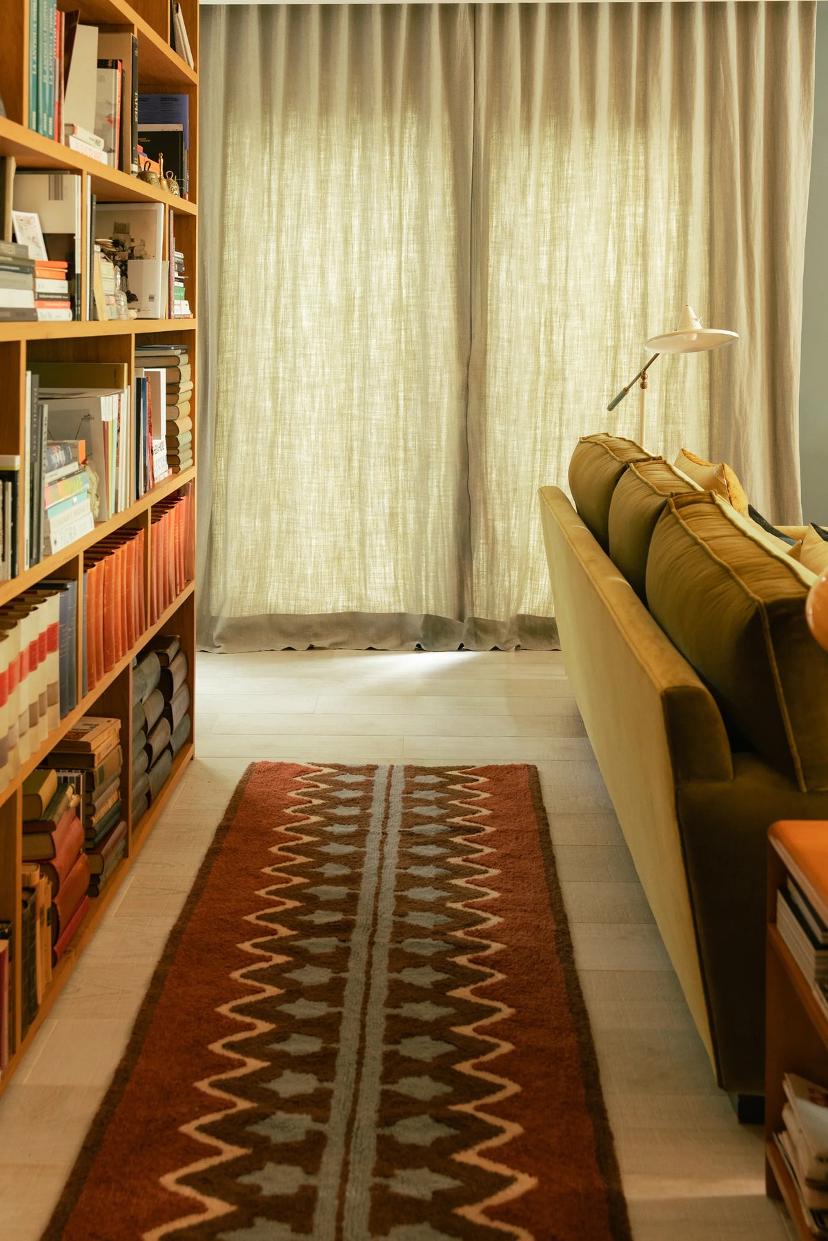 WOOL RUNNER RUG PILLAR