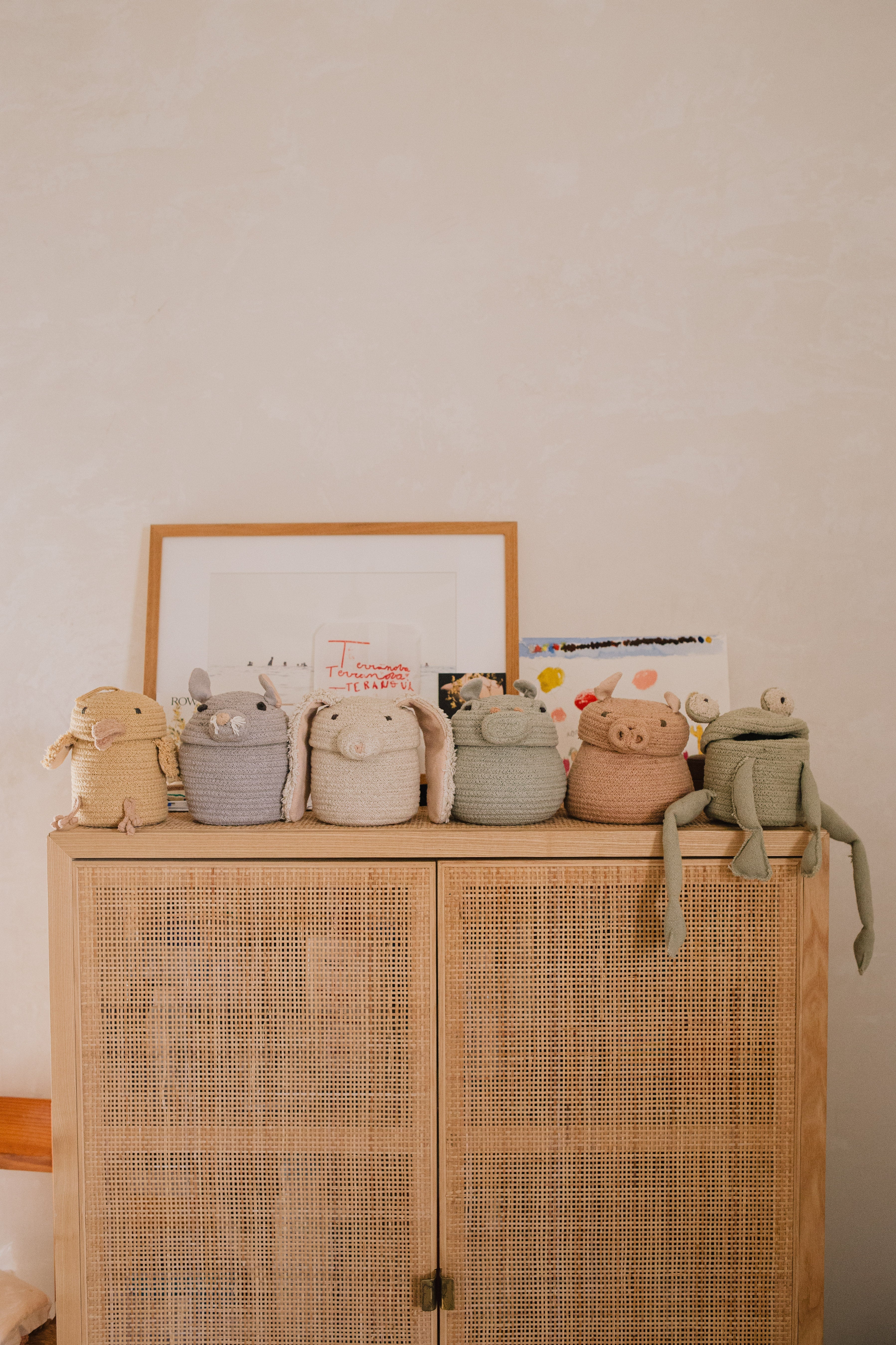 Basket Mini Peggy The Pig – Lorena Canals | Official Website