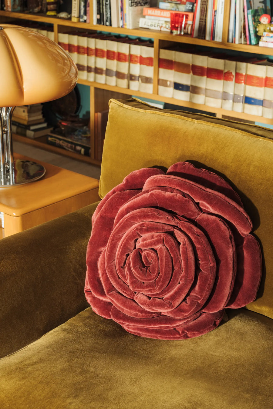 CUSHION ROSE