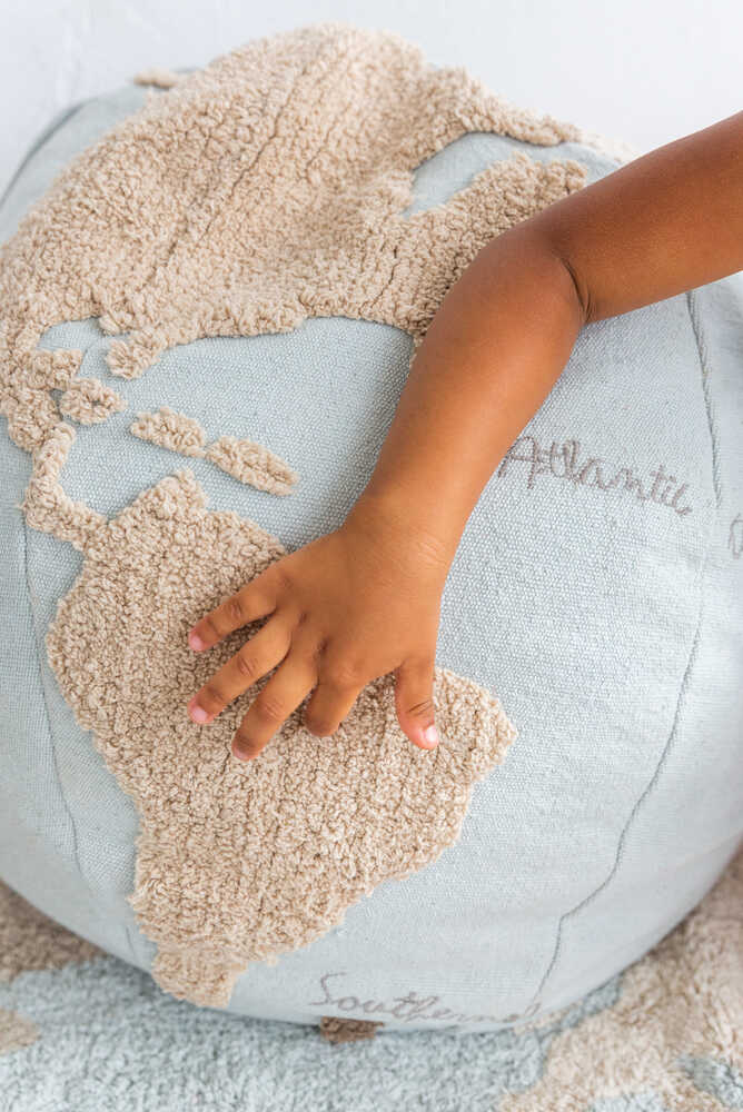 POUF WORLD MAP-Poufs-Lorena Canals-4