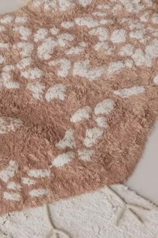 WASHABLE ANIMAL RUG CHICKEN