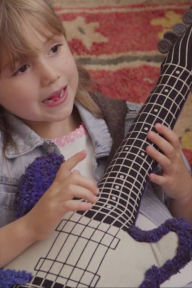 CUSHION ELECTRIC GUITAR