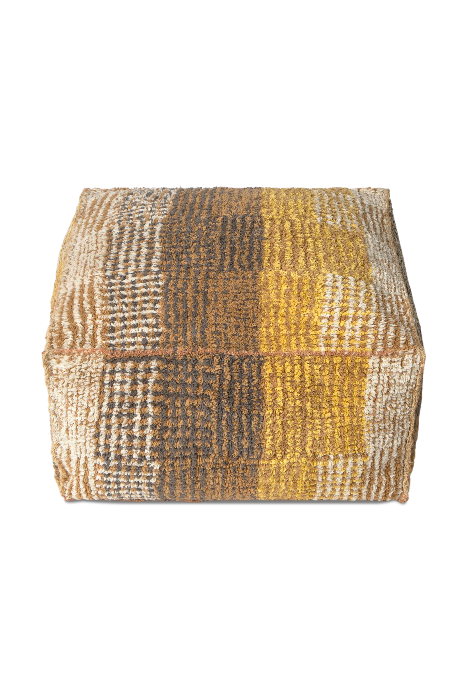 REVERSIBLE CITY PUFF OCHRE