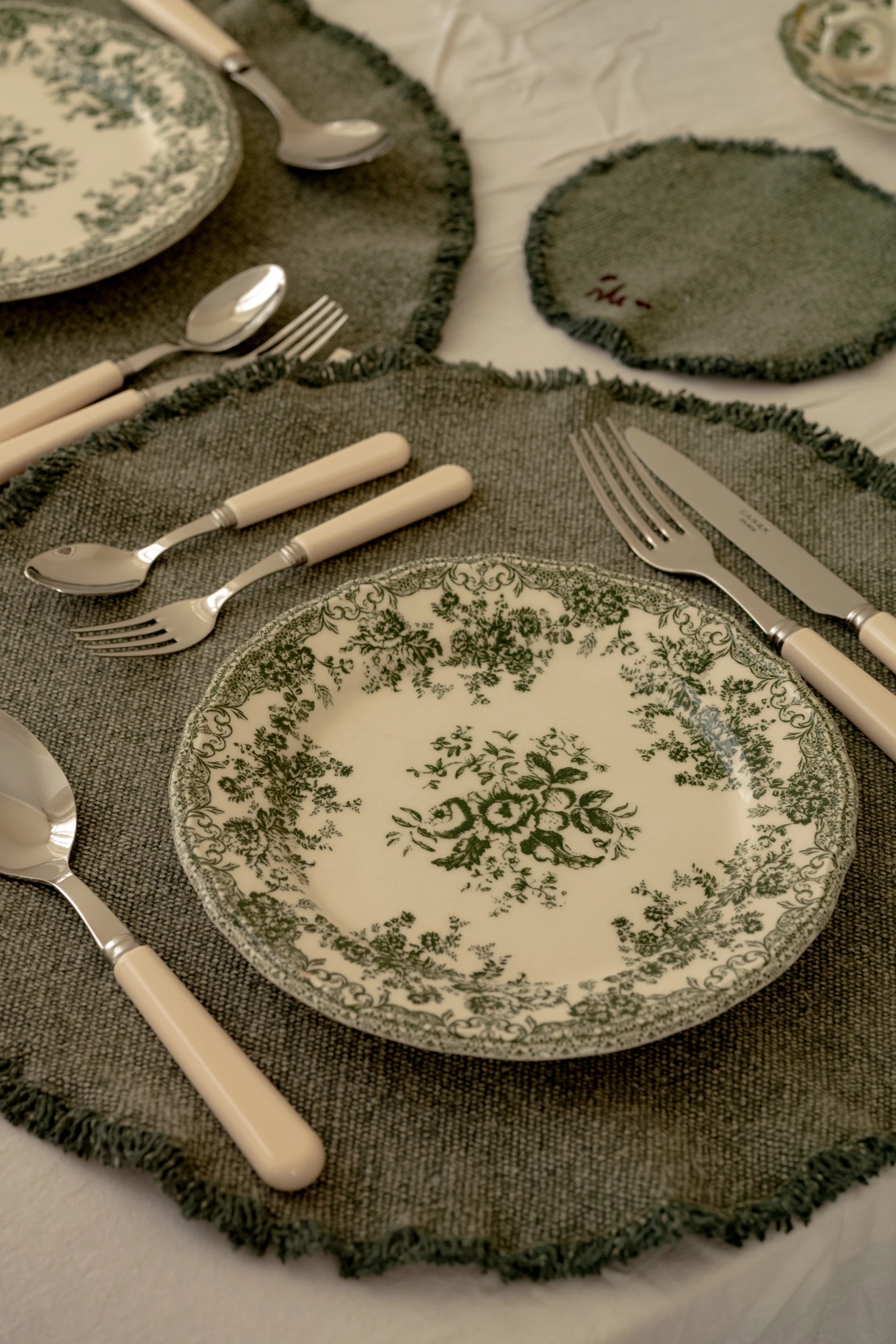 STONEWASHED PLACEMATS AND COASTERS DUCK GREEN (SET OF 4)