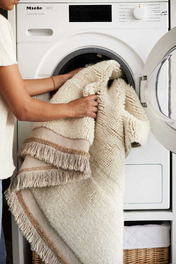 SOAP STRIPS FOR WASHABLE RUGS-Lorena Canals-4