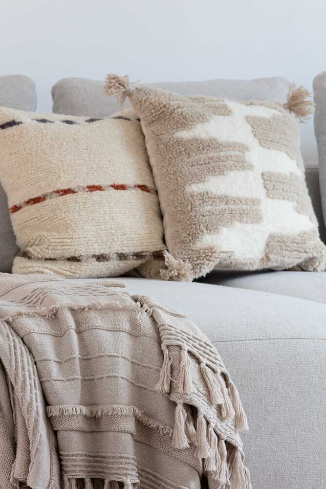 THROW PILLOW ZAGROS SANDSTONE-NATURAL-Pillows-Lorena Canals-2