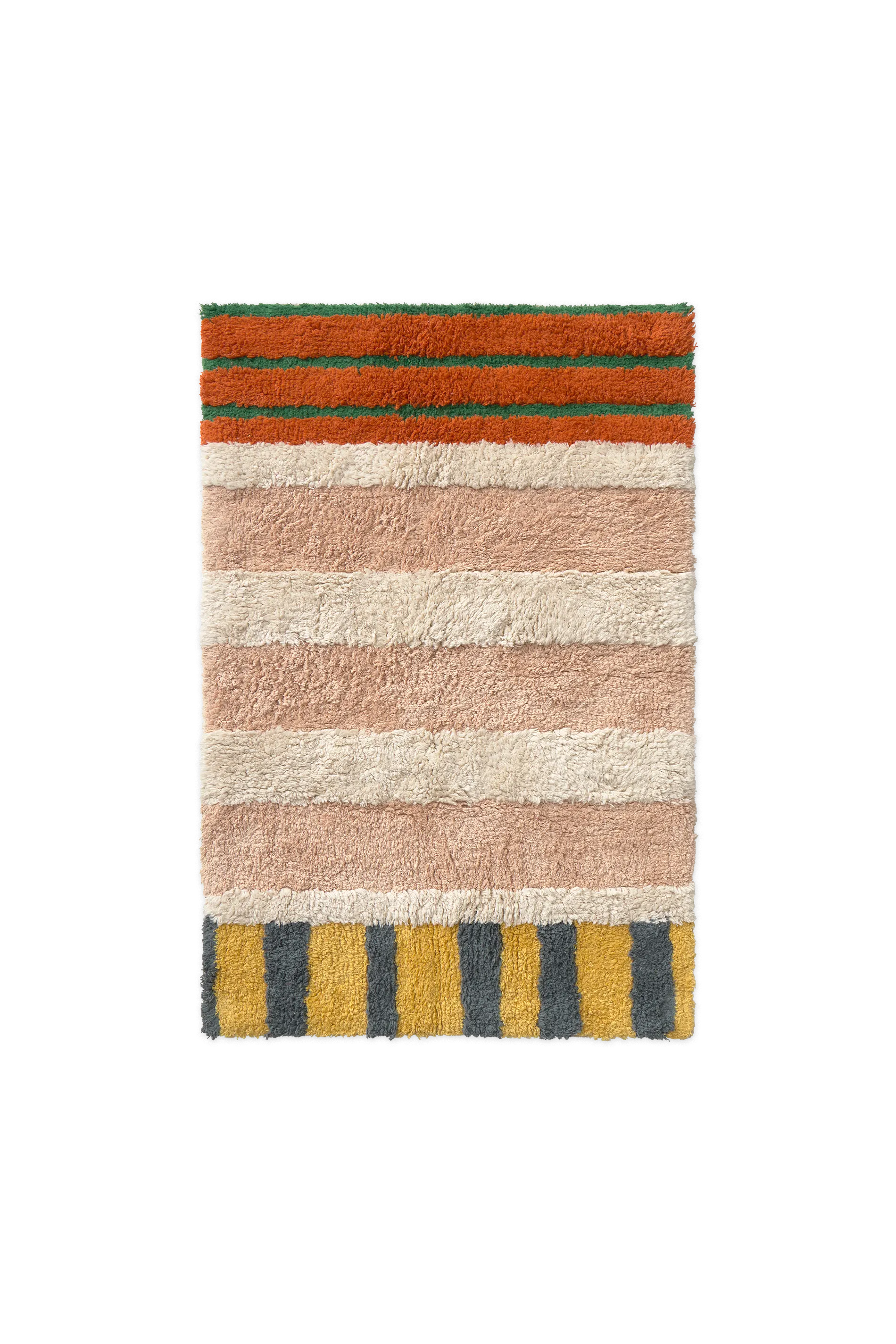 WASHABLE RUG COLOR ON CLAY
