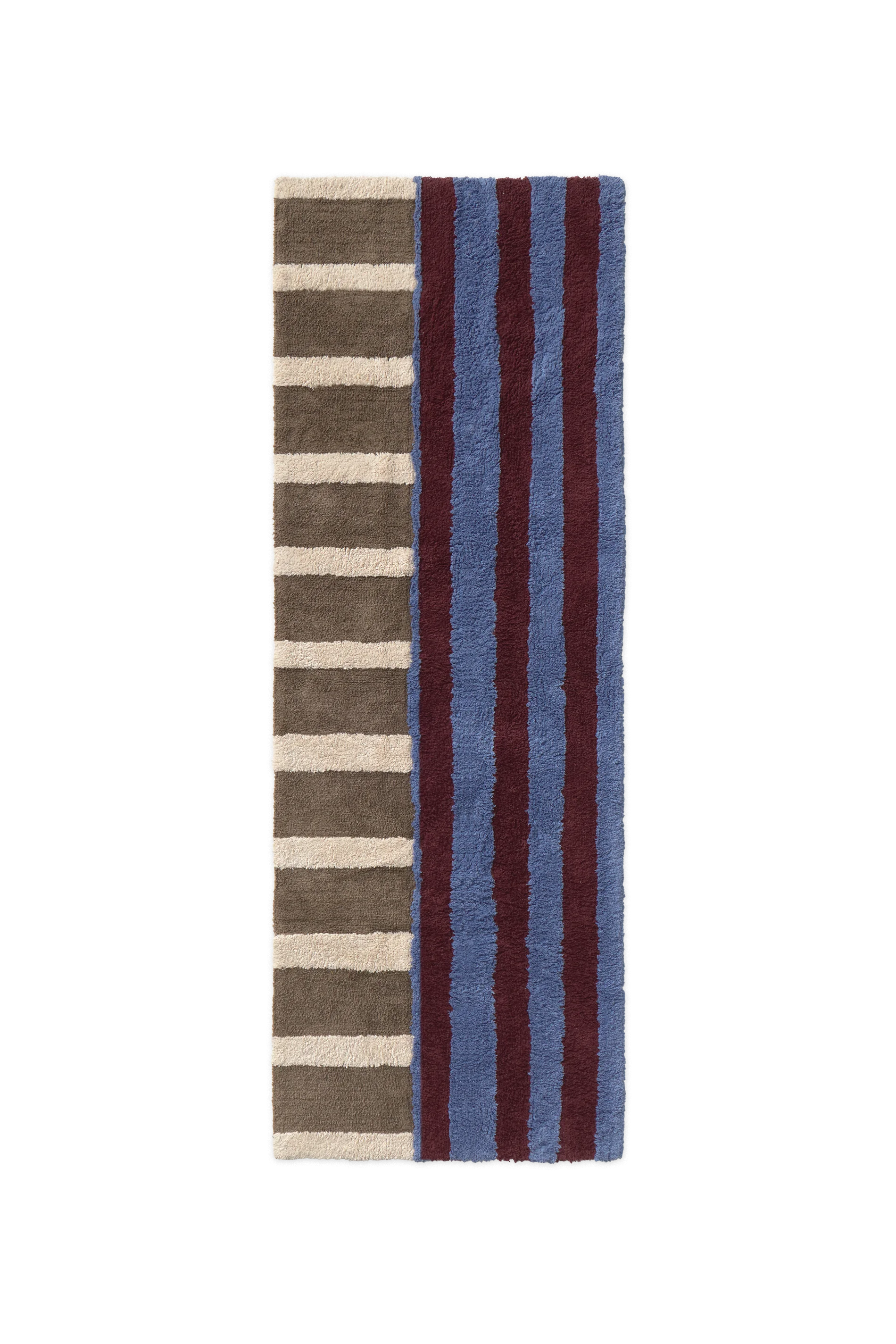 WASHABLE RUNNER RUG COLOR ON INDIGO BLUE