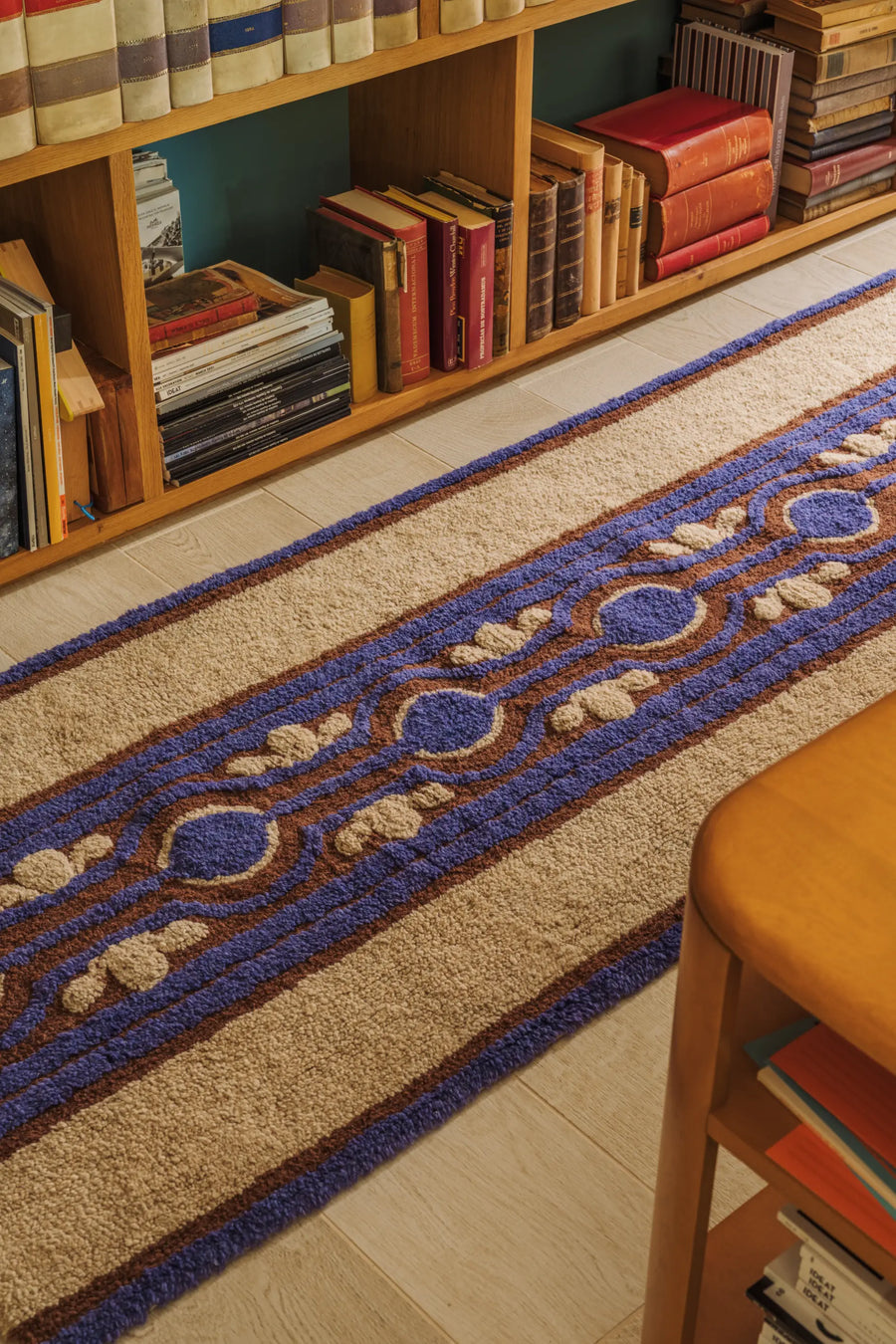 WOOL RUNNER RUG PETAL